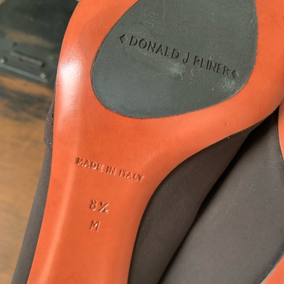 Donald J Pliner booty heels - new - Picture 5 of 7